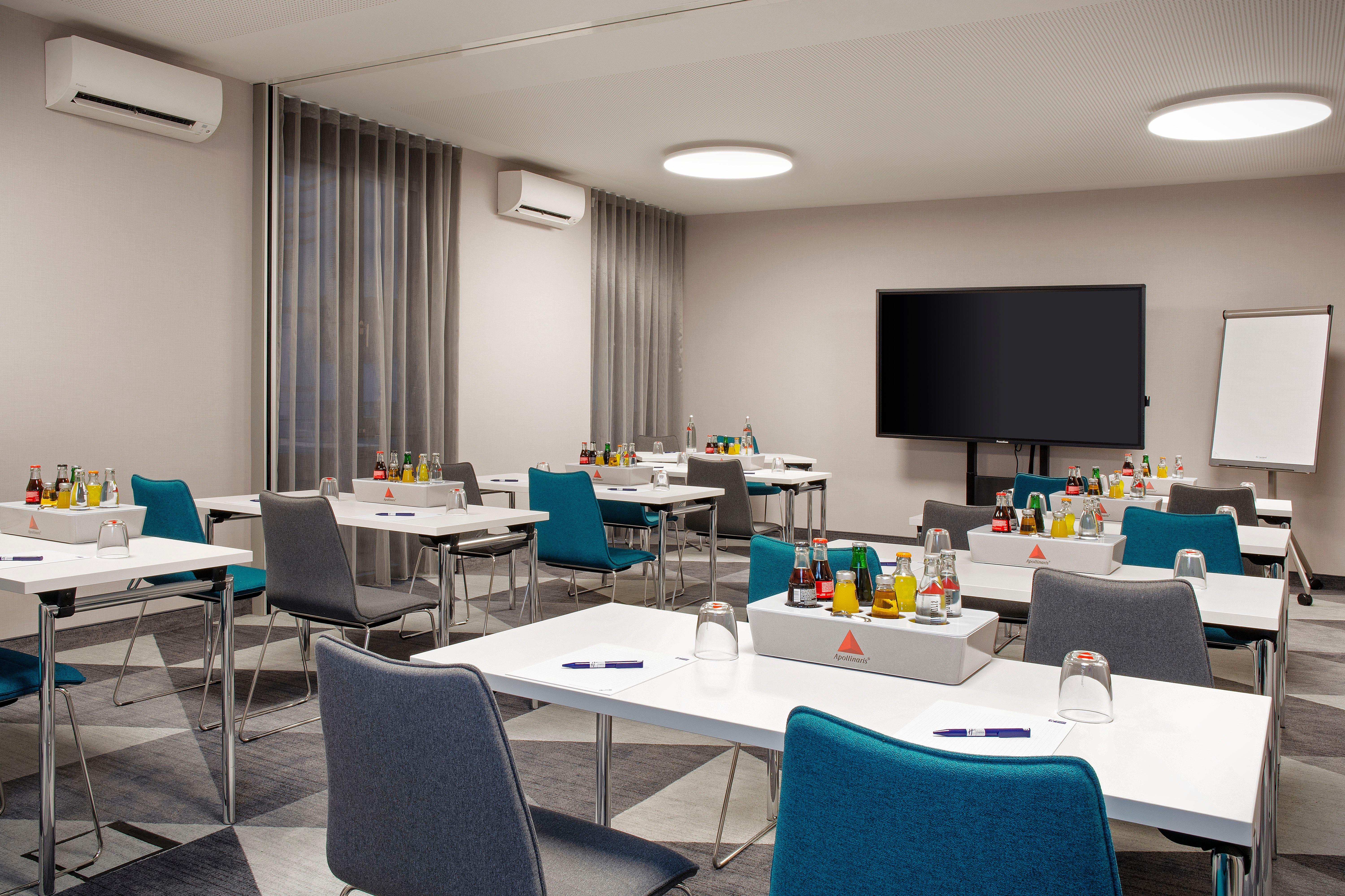 Holiday Inn Express Stuttgart-Waiblingen By Ihg Exterior photo